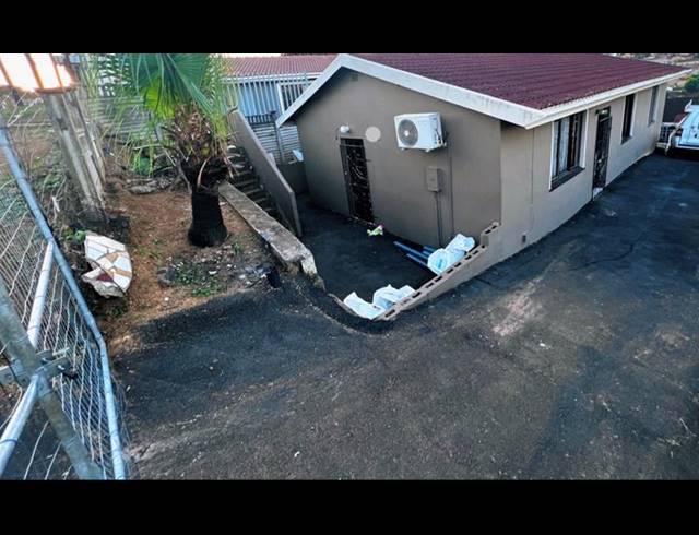 3 BEDROOM PROPERTY TO RENT IN NEWLANDS WEST